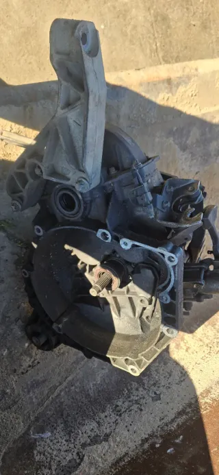 Caja de cambios Opel Zafira 1.9 CDTI