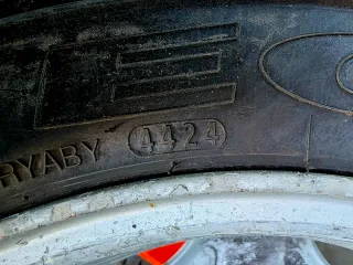 4 Neumáticos Kumho 175/70 R15 R800 K71
