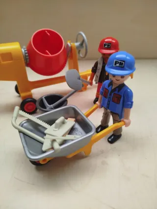 Playmobil albañiles con hormigonera