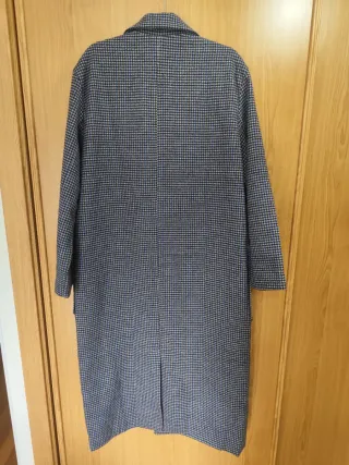 Abrigo Pull&Bear cuadros negro