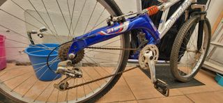 Bicicleta de Montaña Doble Suspensión