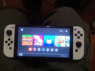 Nintendo Switch Blanca y Negra