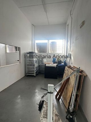 Local comercial en alquiler en El Higuerón en Córdoba