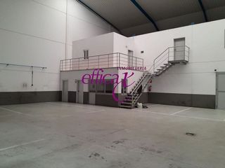 Local comercial en alquiler en Torrijos