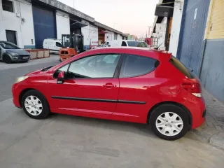 Peugeot 207 2009 1'4 gasolina PERFECTO ESTADO