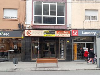 Local comercial en venta en Gràcia en Sabadell