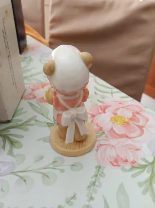 Statuetta Orsetto Victoria con torta
