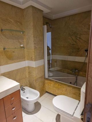 Piso en venta en Plaza España - Villa Pilar - Reyes Católicos - Vadillos en Burgos