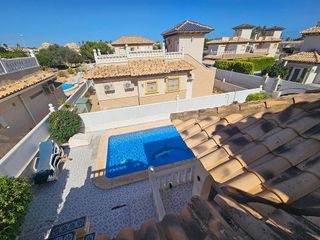 Chalet en venta en Campos de Golf - Villa Martin - Los Dolses en Orihuela