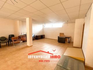 Local comercial en venta en Palau-solità i Plegamans
