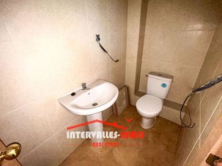 Local comercial en venta en Palau-solità i Plegamans