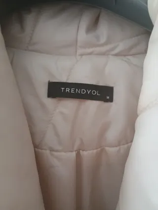Giacca trapuntata beige TRENDYOL taglia M