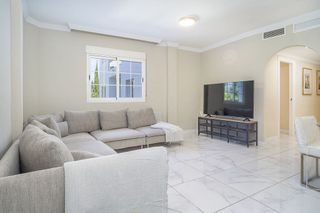 Piso en venta en Nueva Andalucía centro en Marbella