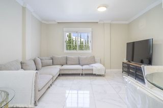 Piso en venta en Nueva Andalucía centro en Marbella