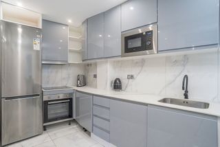 Piso en venta en Nueva Andalucía centro en Marbella