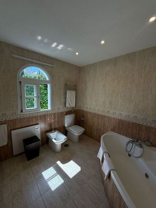 Chalet en alquiler en Los Naranjos - Las Brisas en Marbella