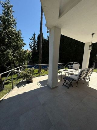 Chalet en alquiler en Los Naranjos - Las Brisas en Marbella