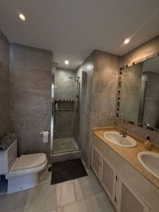 Chalet en alquiler en Los Naranjos - Las Brisas en Marbella