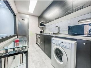 Piso en alquiler en Puerto Marina en Benalmádena