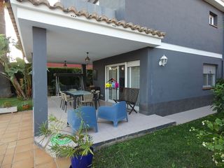 Chalet en venta en Curva - Heliópolis en Benicasim/Benicàssim