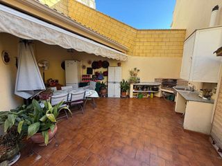 Casa adosada en venta en Úbeda