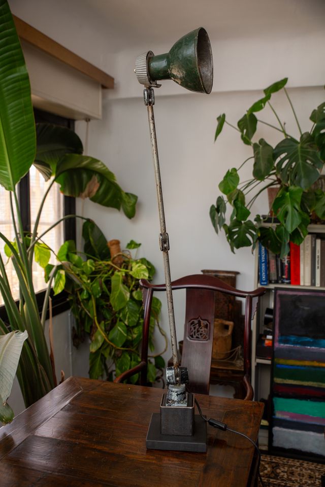 Lámpara industrial BHI LO-VO-LITE. England años 50