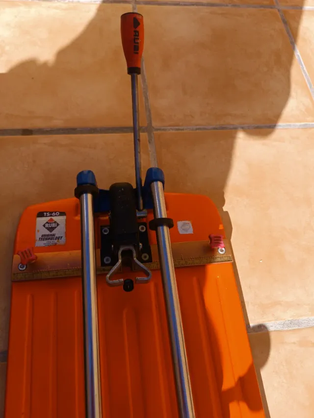 Cortadora de azulejos Rubi TS-60