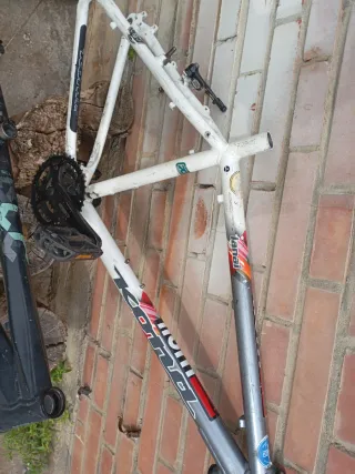 2 Cuadros Bicicleta Montaña 26 Venta en persona