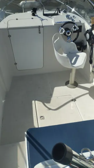 Redo sport 5.25 con Parsun F60 HP y remolque.