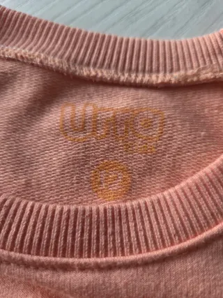 Camiseta salmón con logo