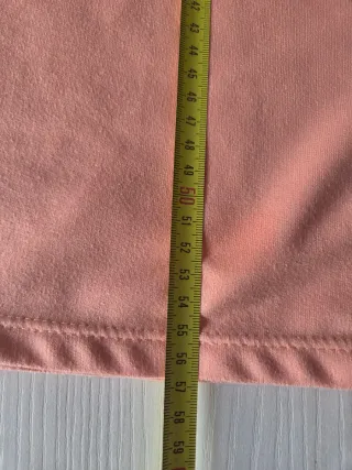 Camiseta salmón con logo