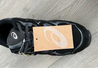 ASICS Gel NYC Zapatillas Negras y Grises