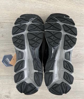 ASICS Gel NYC Zapatillas Negras y Grises