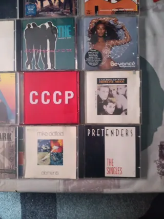 Lote 20 CDs AC-DC; The Police;Mike Oldfield;Enya;.