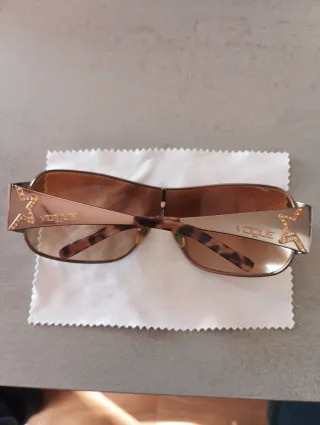 Gafas de sol Vogue Eyewear doradas