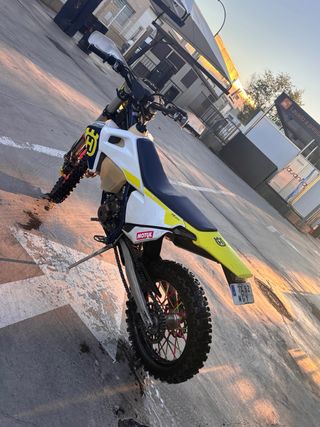 Husqvarna 2023 Enduro