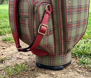 Borsa da golf elegante con design a quadri in rosso e verde