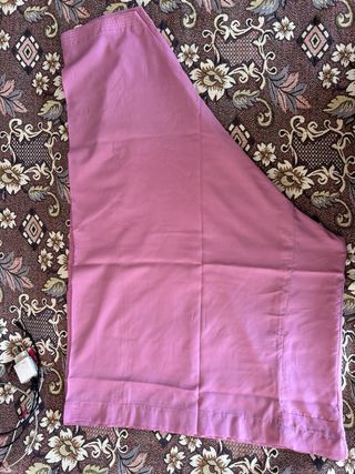Vestido de fiesta rosa y dorado