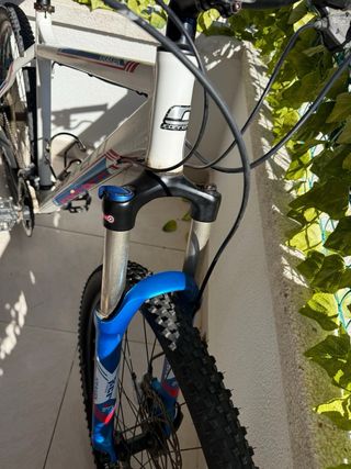 Bicicleta de Montaña Carrera Kraken