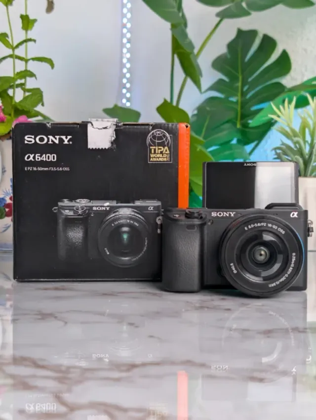 Sony A6400 (120 Disparos)