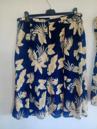 Conjunto Falda y Camisa Talla 48