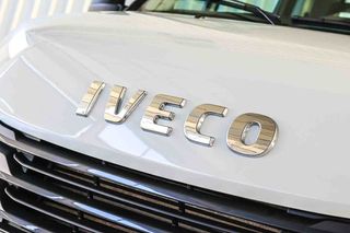 Iveco Daily 2.3 35S 16 Grúa Portacoches