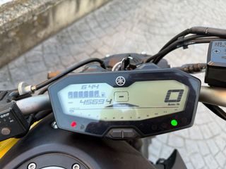 Yamaha MT-07 Amarilla 2015