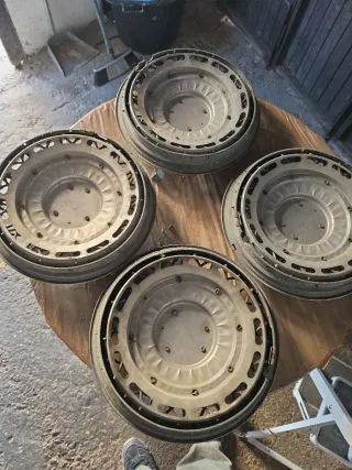 Tapacubos ford crown LTD (Set de 4)