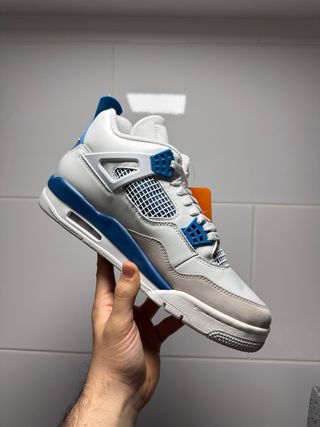 Air Jordan 4 Military Blue