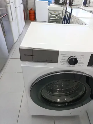 LAVADORA MARCA GRUNDIG 10KG CON GARANTÍA
