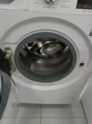 LAVADORA MARCA GRUNDIG 10KG CON GARANTÍA