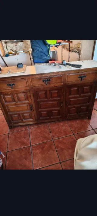 Aparador de cocina de madera