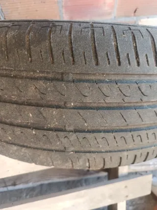 2 Ruedas Barum 215/65 R16
