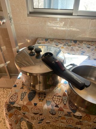 Set di pentole a pressione